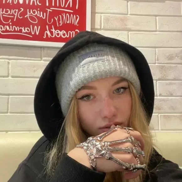 “Spooky Scary Skeleton” Unique Bone Rings/Bracelet - Picture 16 of 16